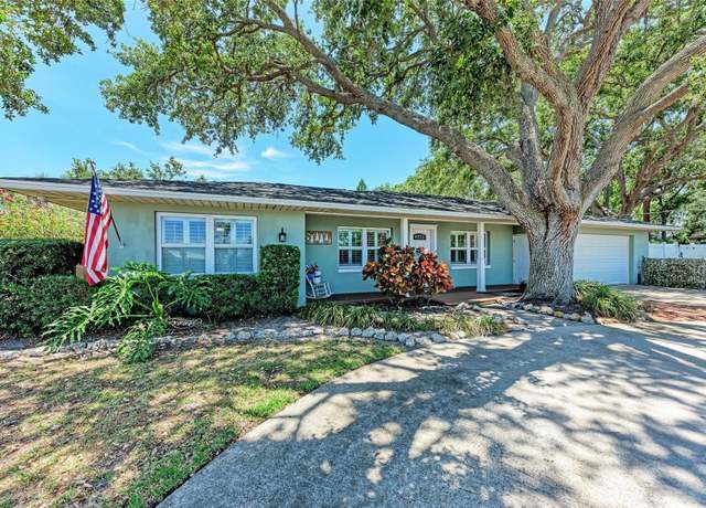 Property at 4907 18th Ave W, Bradenton, FL 34209, 3 beds, 2 baths