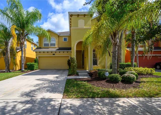 Property at 221 Las Fuentes Dr, Kissimmee, FL 34746, 6 beds, 6 baths