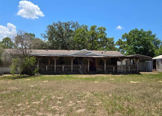Property at 5042 W Southern St, Lecanto, FL 34461, 4 beds, 2 baths