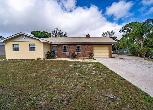 Property at 1327 Deer Park Ct, Sebring, FL 33872, 3 beds, 2 baths