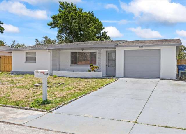 Property at 7330 Abalone Dr, Port Richey, FL 34668, 2 beds, 2 baths