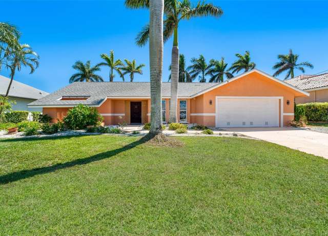 Property at 3913 SE 19th Ave, Cape Coral, FL 33904, 4 beds, 2 baths