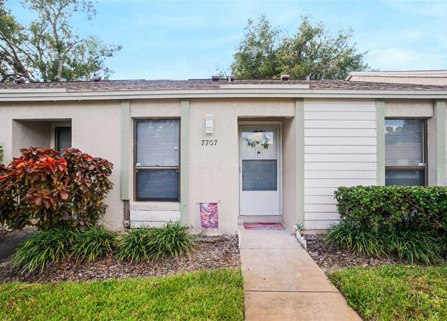 Property at 7707 Country Pl, Winter Park, FL 32792, 2 beds, 2 baths