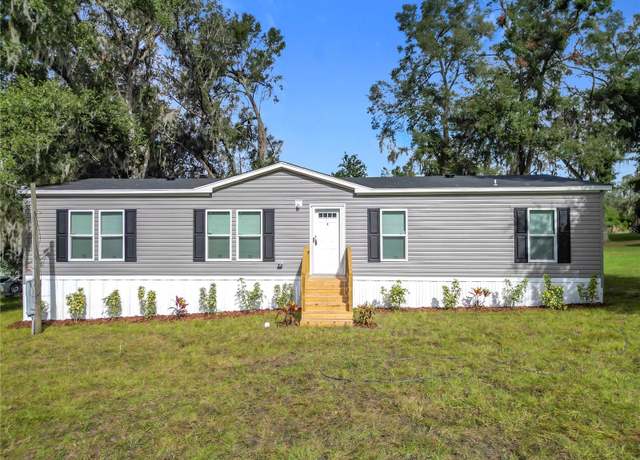 Property at 5045 SE 148th St, Summerfield, FL 34491, 4 beds, 2 baths