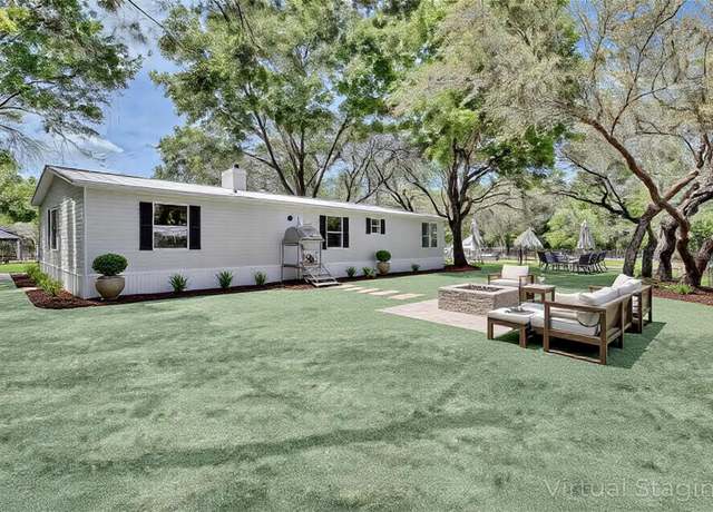 Property at 103 Albany Ct, Satsuma, FL 32189, 4 beds, 2 baths