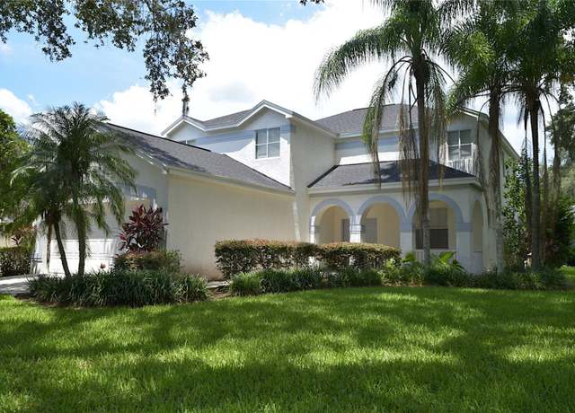 Property at 5308 Cedarshake Ln, Valrico, FL 33596, 5 beds, 3.5 baths