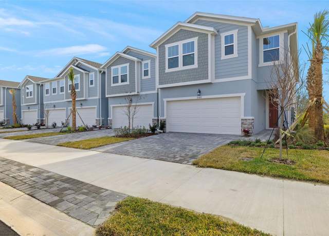 Property at 31472 Woodland Race Loop, Wesley Chapel, FL 33545, 4 beds, 3 baths