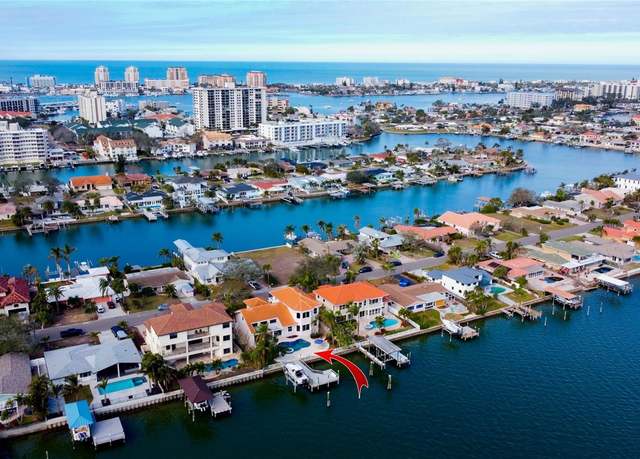 Property at 301 Midway Is, Clearwater Beach, FL 33767, 4 beds, 3.5 baths