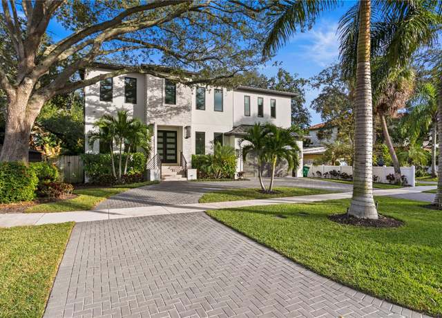 Property at 503 W Davis Blvd, Tampa, FL 33606, 5 beds, 4 baths