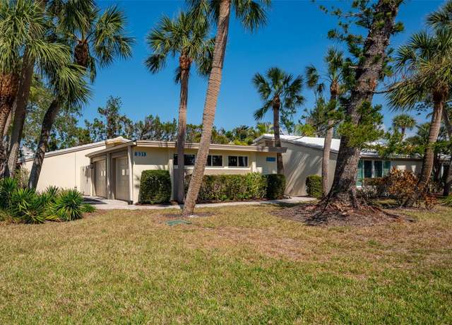 Property at 231 Hourglass Way Unit V5, Sarasota, FL 34242, 2 beds, 2 baths