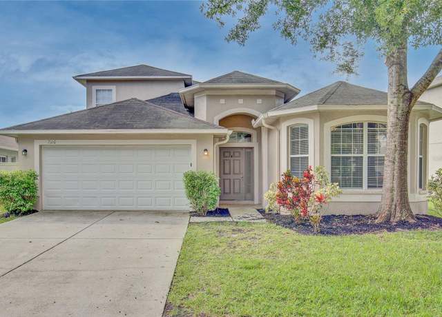 Property at 7110 Moss Ledge Run, Land O Lakes, FL 34637, 4 beds, 3 baths