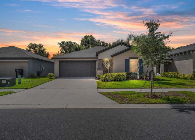 Property at 5524 Blue Azure Dr, Wimauma, FL 33598, 3 beds, 2 baths
