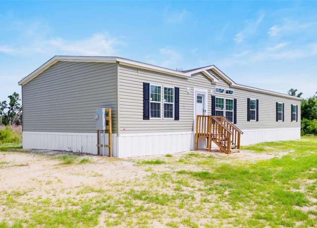 Property at 3426 185th Rd, Live Oak, FL 32060, 4 beds, 3 baths