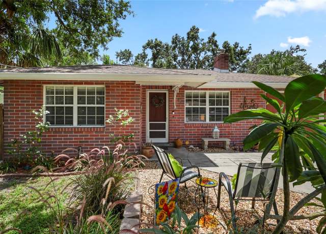 Property at 846 42nd St, Sarasota, FL 34234, 2 beds, 2 baths