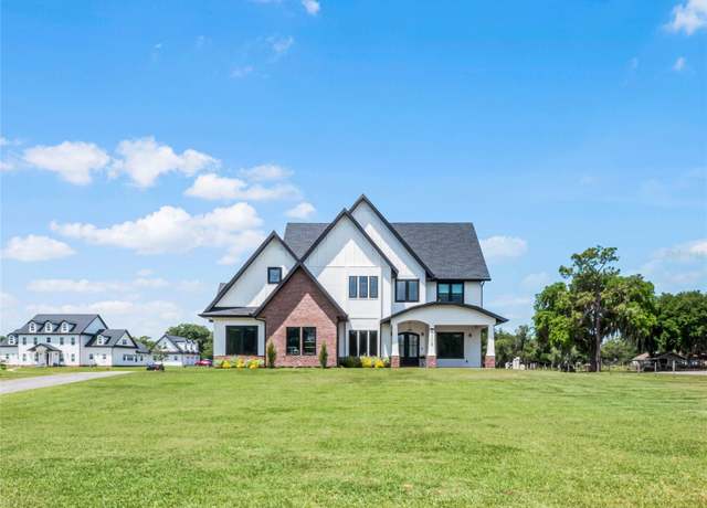Property at 4508 Packard Ave S, St Cloud, FL 34772, 5 beds, 4.5 baths