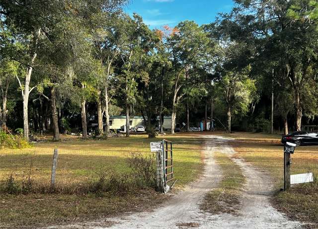 Property at 4221 SW 89th Ave, Ocala, FL 34481, 2 beds, 2 baths