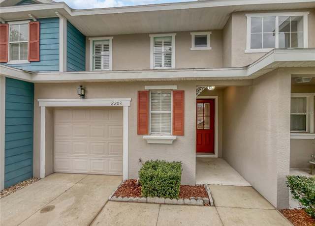 Property at 2203 Pico Ln, Mount Dora, FL 32757, 2 beds, 2.5 baths