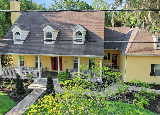 Property at 8608 Poinsettia Dr, Temple Terrace, FL 33637, 4 beds, 3.5 baths