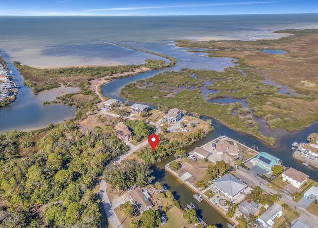 Property at 3 Mccray Dr, Hudson, FL 34667