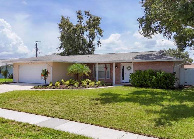 Property at 6637 Bowline Dr, Sarasota, FL 34231, 3 beds, 2 baths