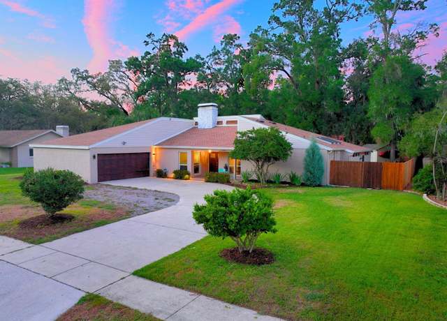 Property at 3006 Wister Cir, Valrico, FL 33596, 4 beds, 2 baths