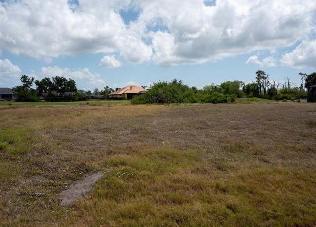 Property at 72 Fairway Rd, Rotonda West, FL 33947
