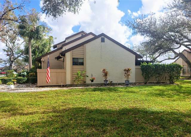 Property at 5581 Linksman Pl, North Port, FL 34287, 2 beds, 2 baths