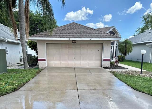 Property at 5610 King James Ave, Leesburg, FL 34748, 3 beds, 2 baths