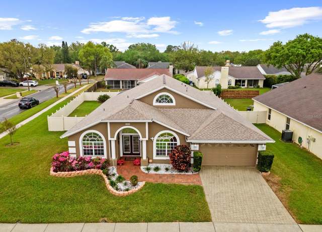 Property at 2015 Golf Manor Blvd, Valrico, FL 33596, 4 beds, 3 baths