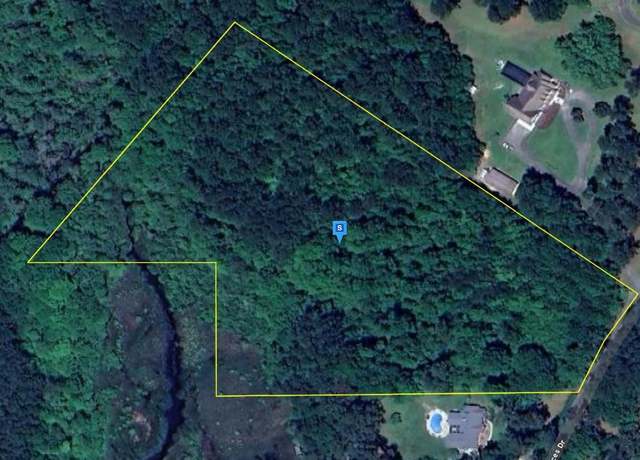 Property at 653 Frances Dr, Havana, FL 32333