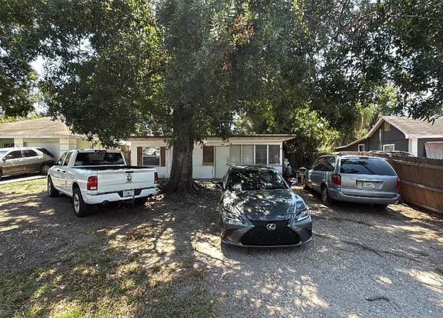 Property at 3424 16th St E, Bradenton, FL 34208, 2 beds, 1 bath