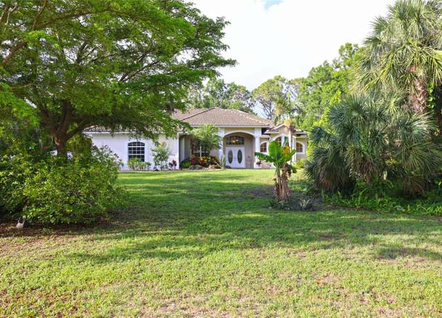Property at 950 Trotter St, Nokomis, FL 34275, 4 beds, 3 baths