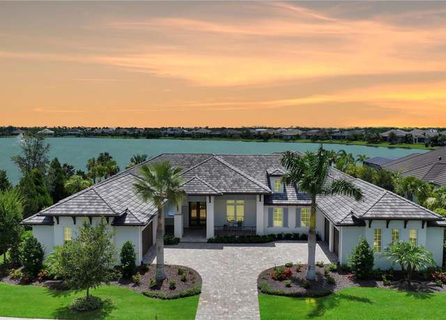 Property at 14665 Como Cir, Lakewood Ranch, FL 34202, 4 beds, 4.5 baths