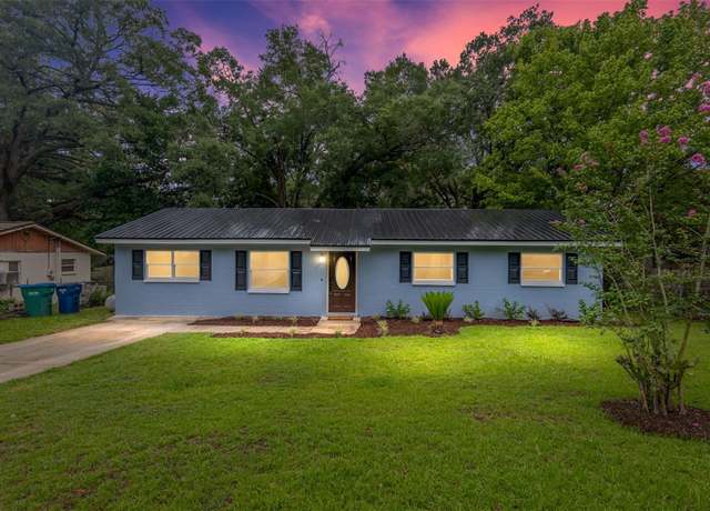 Property at 14215 NW 156th Pl, Alachua, FL 32615, 3 beds, 1 bath