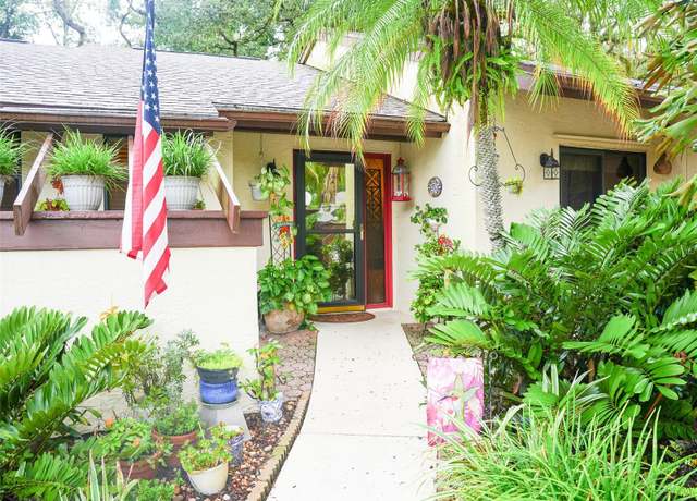 Property at 4024 Corkwood Ct, Palm Harbor, FL 34684, 2 beds, 2 baths