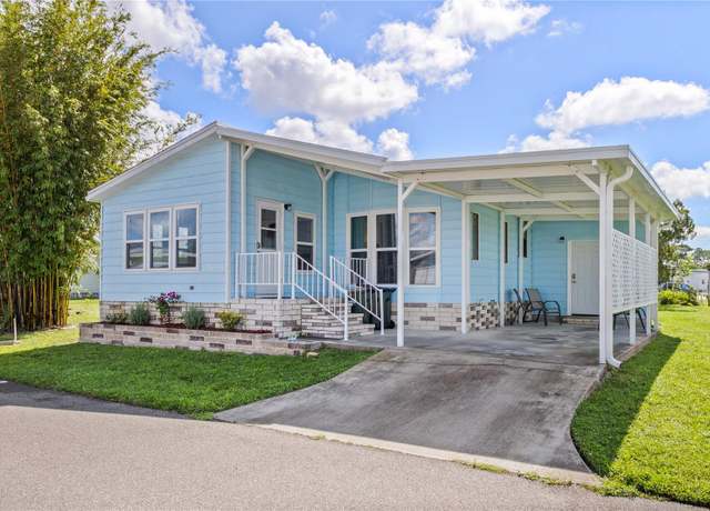 Property at 5704 Holiday Park Blvd, North Port, FL 34287, 2 beds, 2 baths