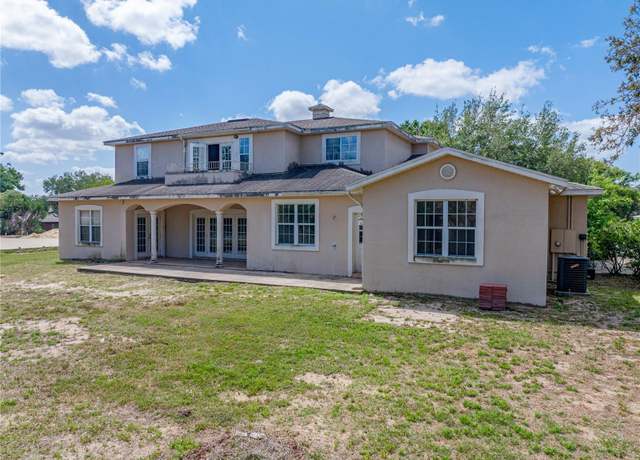Property at 134 Hickory Dr, Haines City, FL 33844, 6 beds, 4.5 baths