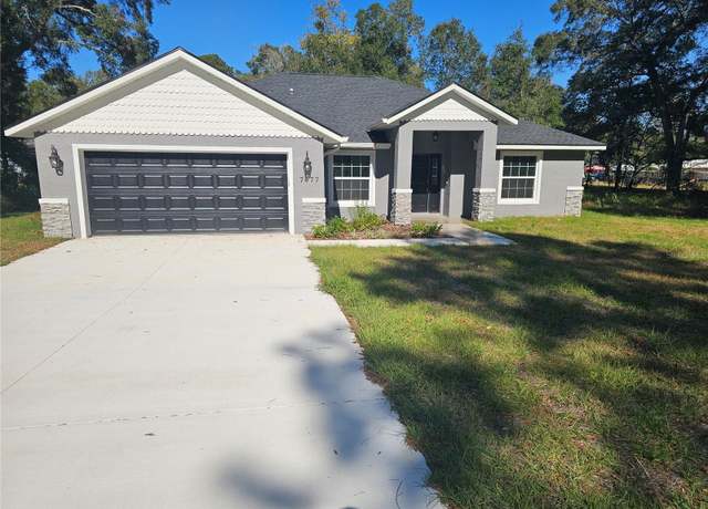Property at 7677 SW 81st Pl, Ocala, FL 34476, 3 beds, 2 baths