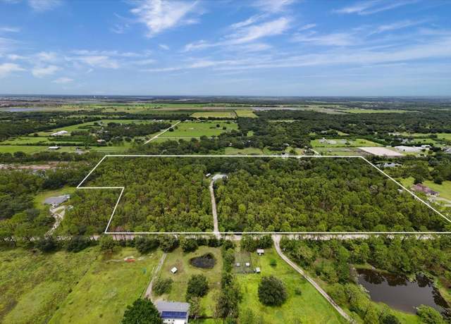Property at 22115 61st Ave E, Bradenton, FL 34211
