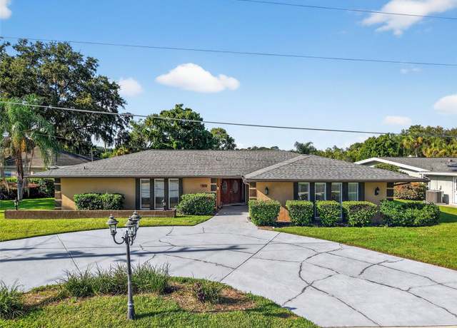 Property at 2514 Tuscarora Trl, Maitland, FL 32751, 4 beds, 2.5 baths