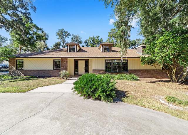 Property at 3590 SW 24th Avenue Rd, Ocala, FL 34471, 3 beds, 2.5 baths