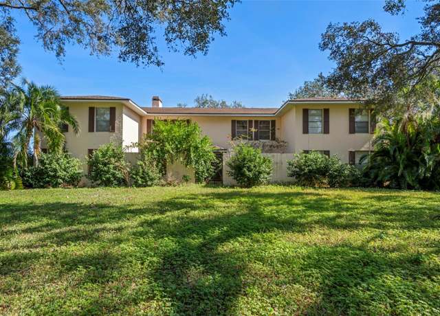 Property at 11327 Carter Grove Ln, Thonotosassa, FL 33592, 5 beds, 4.5 baths