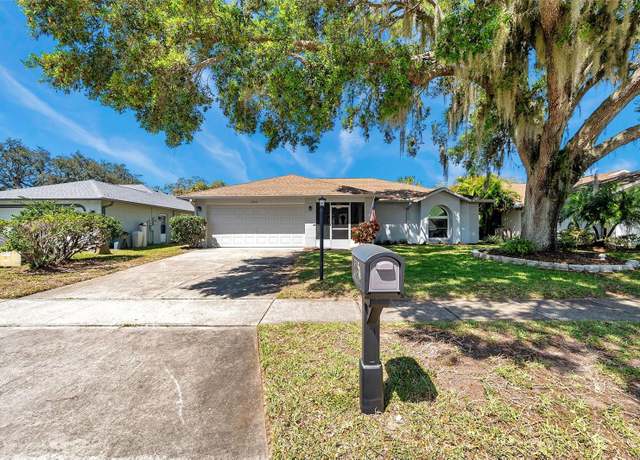 Property at 3957 Tarpon Pointe Cir, Palm Harbor, FL 34684, 3 beds, 2 baths