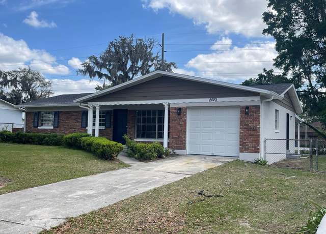 Property at 2020 NW 24th Rd, Ocala, FL 34475, 3 beds, 2 baths