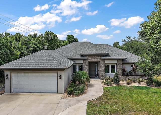 Property at 562 Dowling Cir, Lady Lake, FL 32159, 3 beds, 2 baths