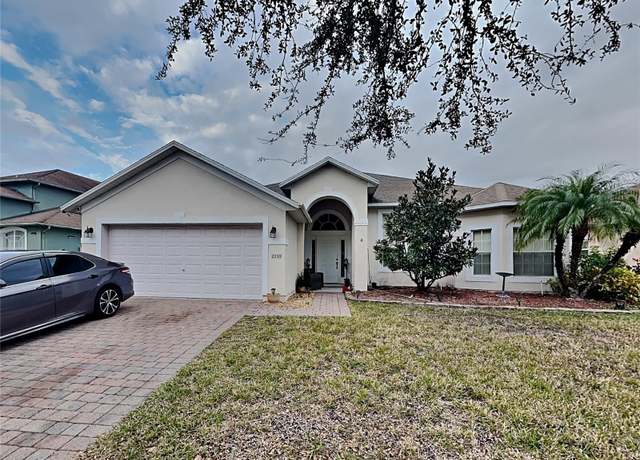 Property at 2739 Star Grass Cir, Kissimmee, FL 34746, 3 beds, 2.5 baths