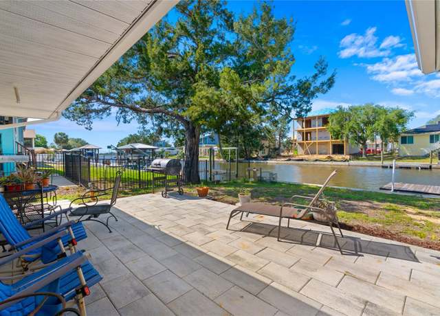 Property at 11771 W Sunnybrook Ct, Crystal River, FL 34429, 3 beds, 2 baths