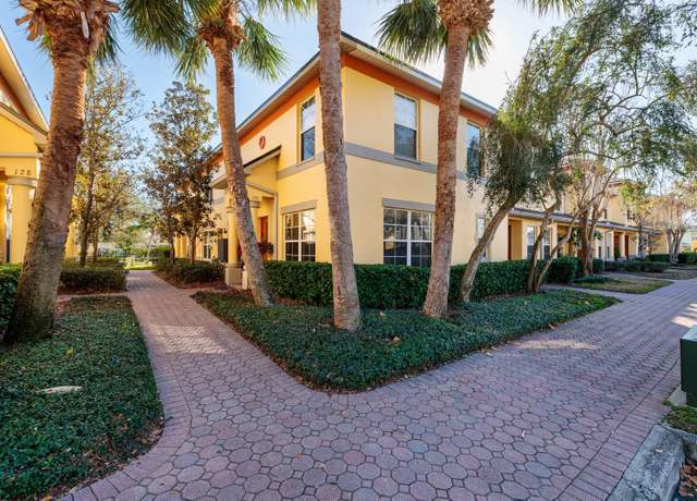 Property at 122 Coquina Bay Dr, St Petersburg, FL 33705, 3 beds, 2.5 baths