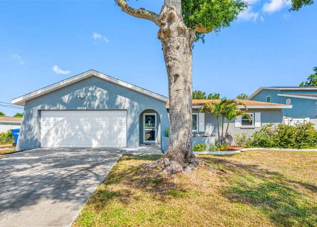 Property at 14884 Cromwell Dr, Clearwater, FL 33764, 3 beds, 2 baths