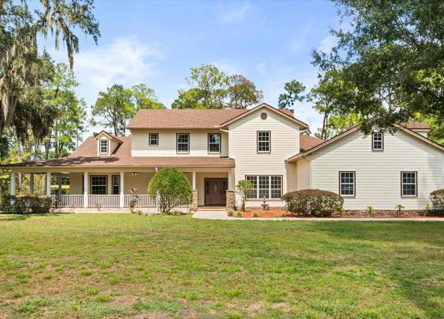 Property at 27012 Grand Oak Ln, Tavares, FL 32778, 4 beds, 4 baths